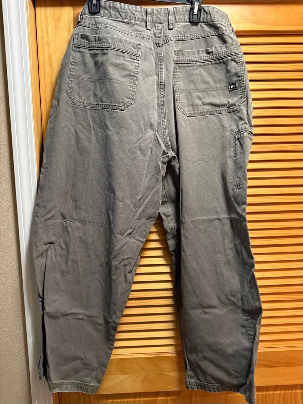REI Men's Cargo Pants in Gray-Green with Utility Pockets 38x30